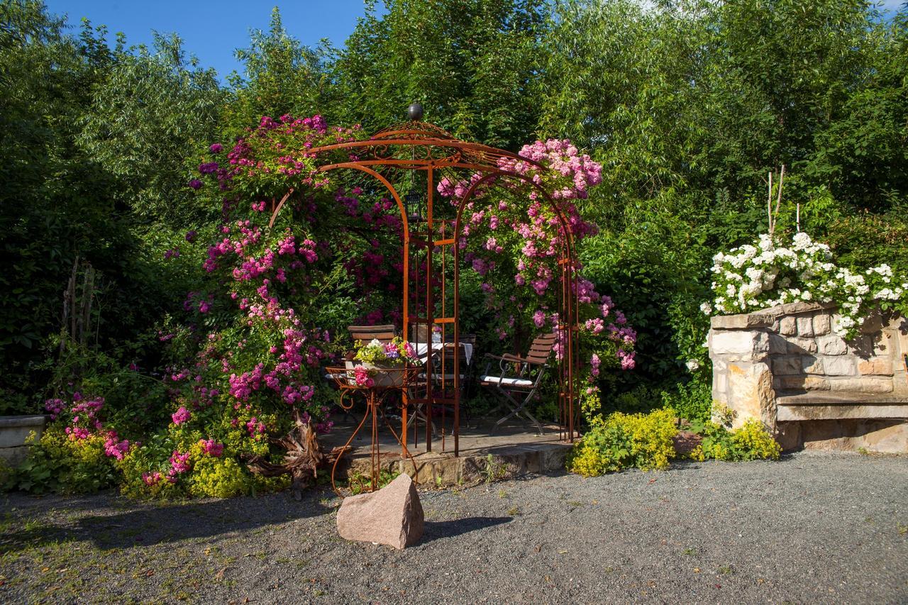 Landhotel Rosenschaenke Kreischa Luaran gambar